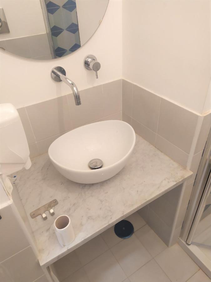 Il Castello Apartment เนเปิลส์ ภายนอก รูปภาพ