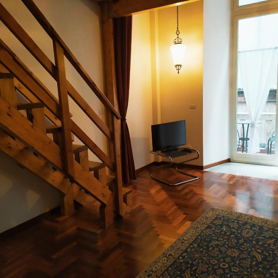 Il Castello Apartment เนเปิลส์ ภายนอก รูปภาพ