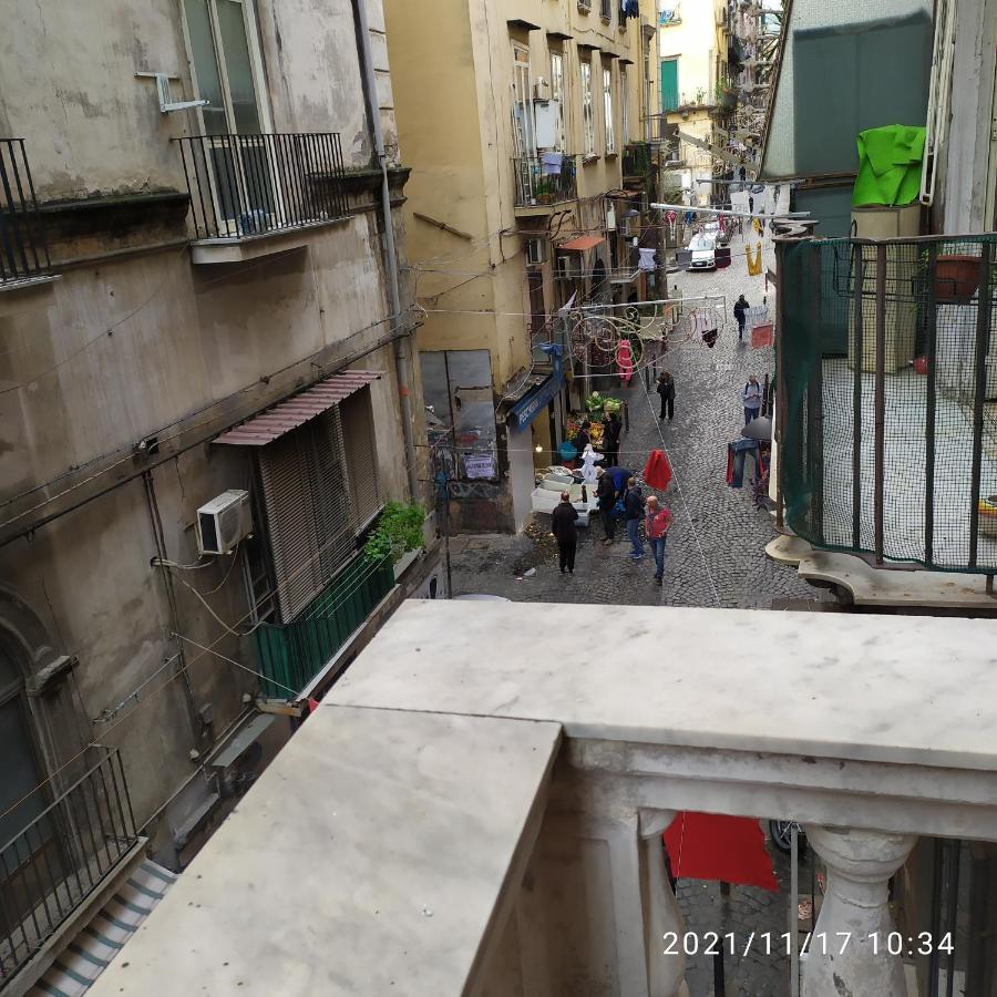 Il Castello Apartment เนเปิลส์ ภายนอก รูปภาพ
