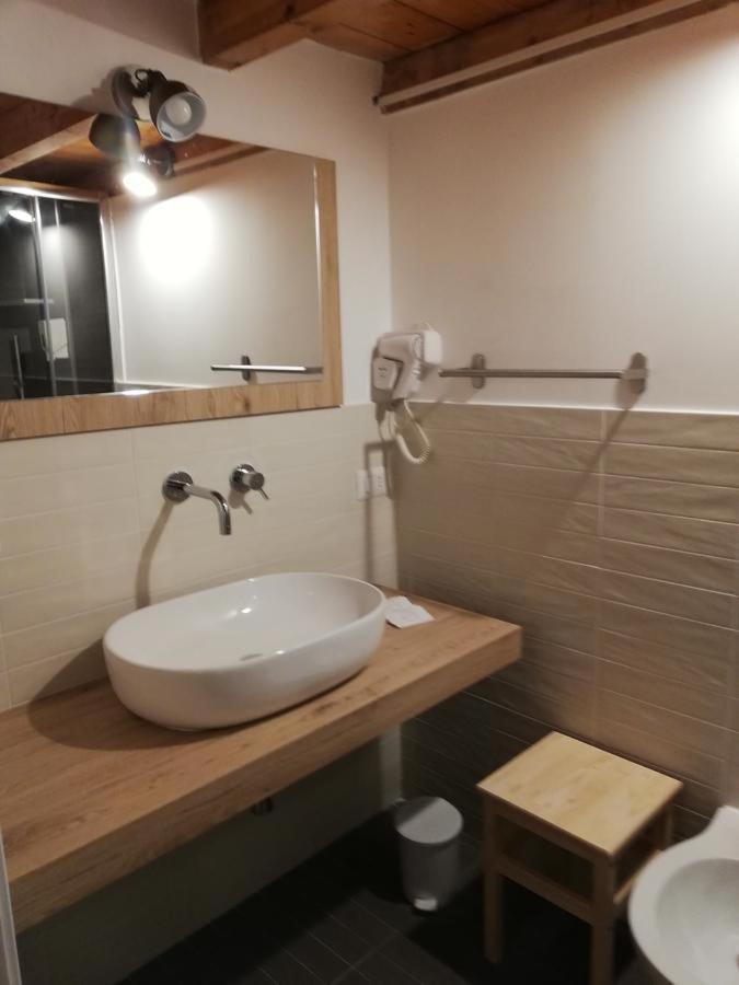 Il Castello Apartment เนเปิลส์ ภายนอก รูปภาพ