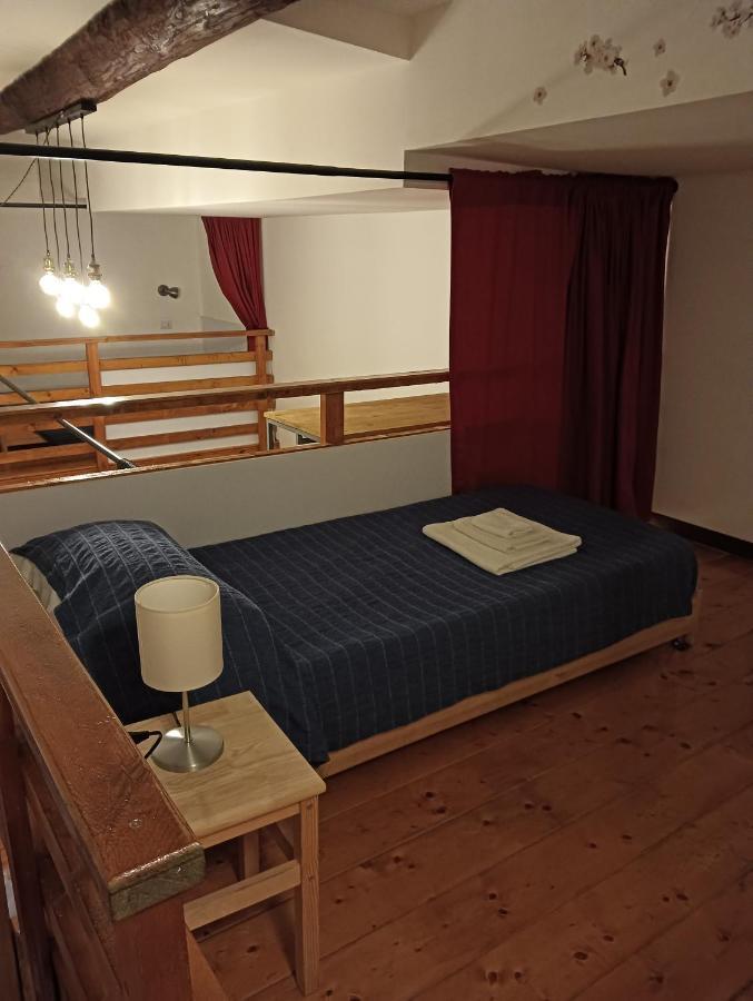 Il Castello Apartment เนเปิลส์ ภายนอก รูปภาพ
