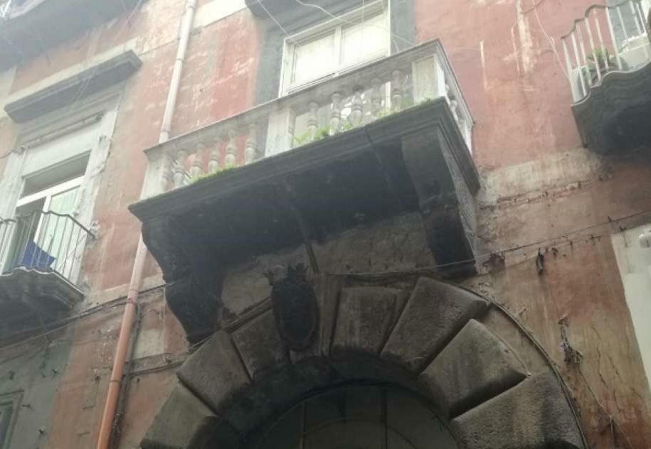 Il Castello Apartment เนเปิลส์ ภายนอก รูปภาพ